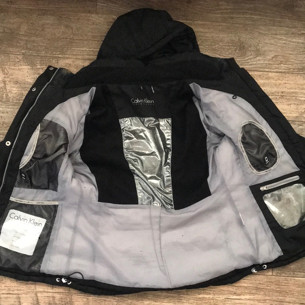 Small Calvin Klein Puffer Jacket - image 2